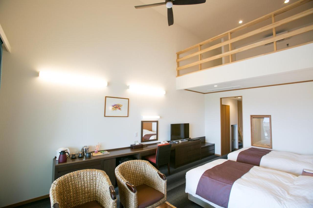 Sakura Resort Hotel Ishigaki Ishigaki  Экстерьер фото